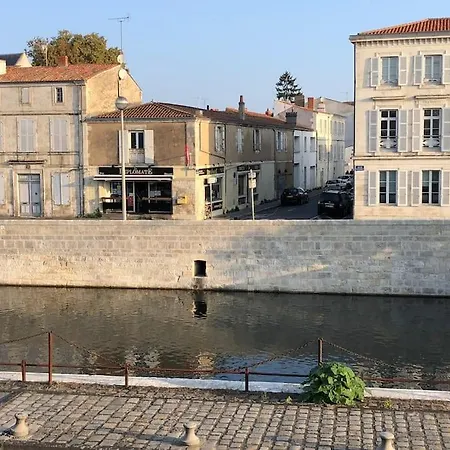 Maison Type Loft - Avec Parking En Plein Centre Prázdninový dům *